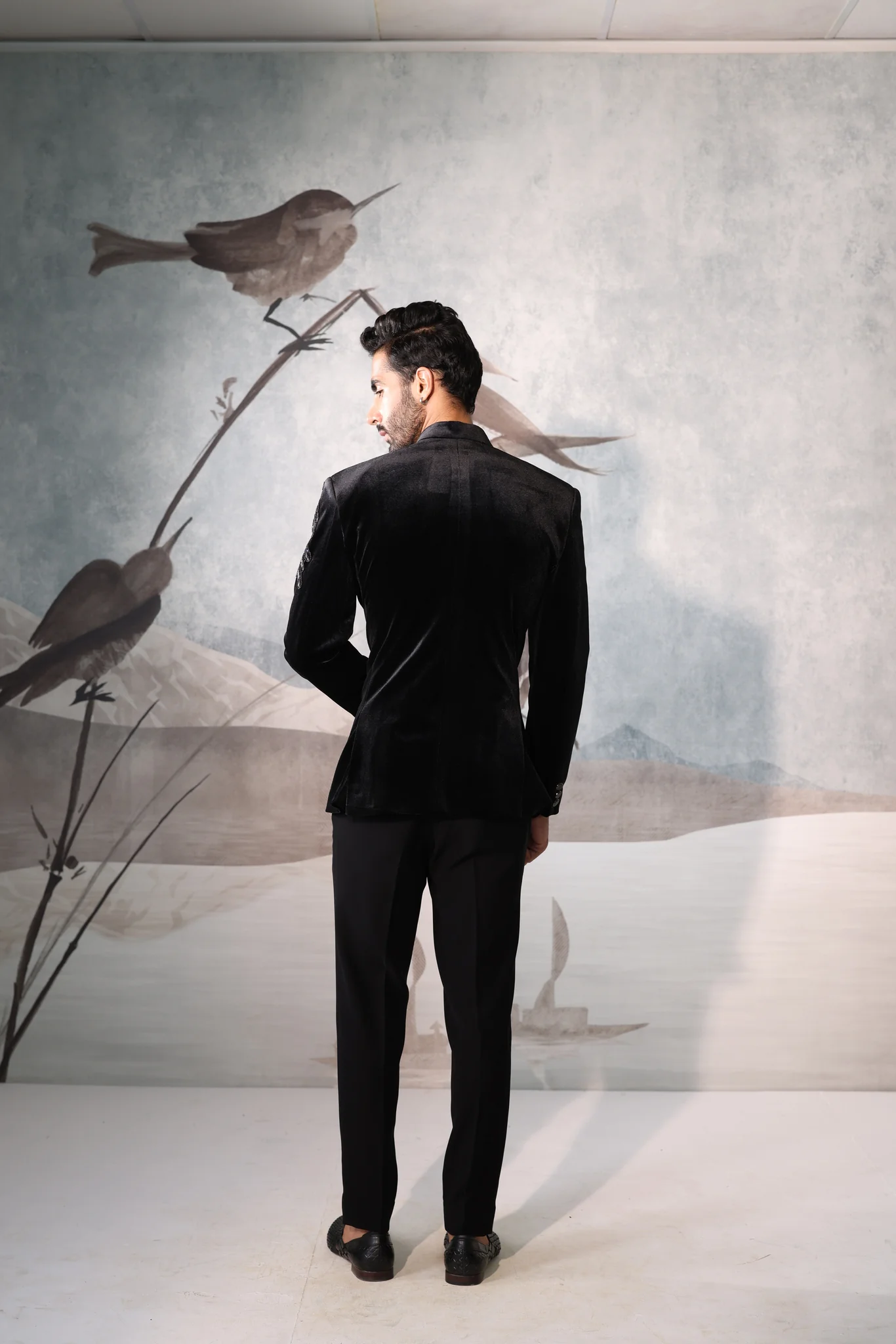 Black bandgala with vulture design - Image 4
