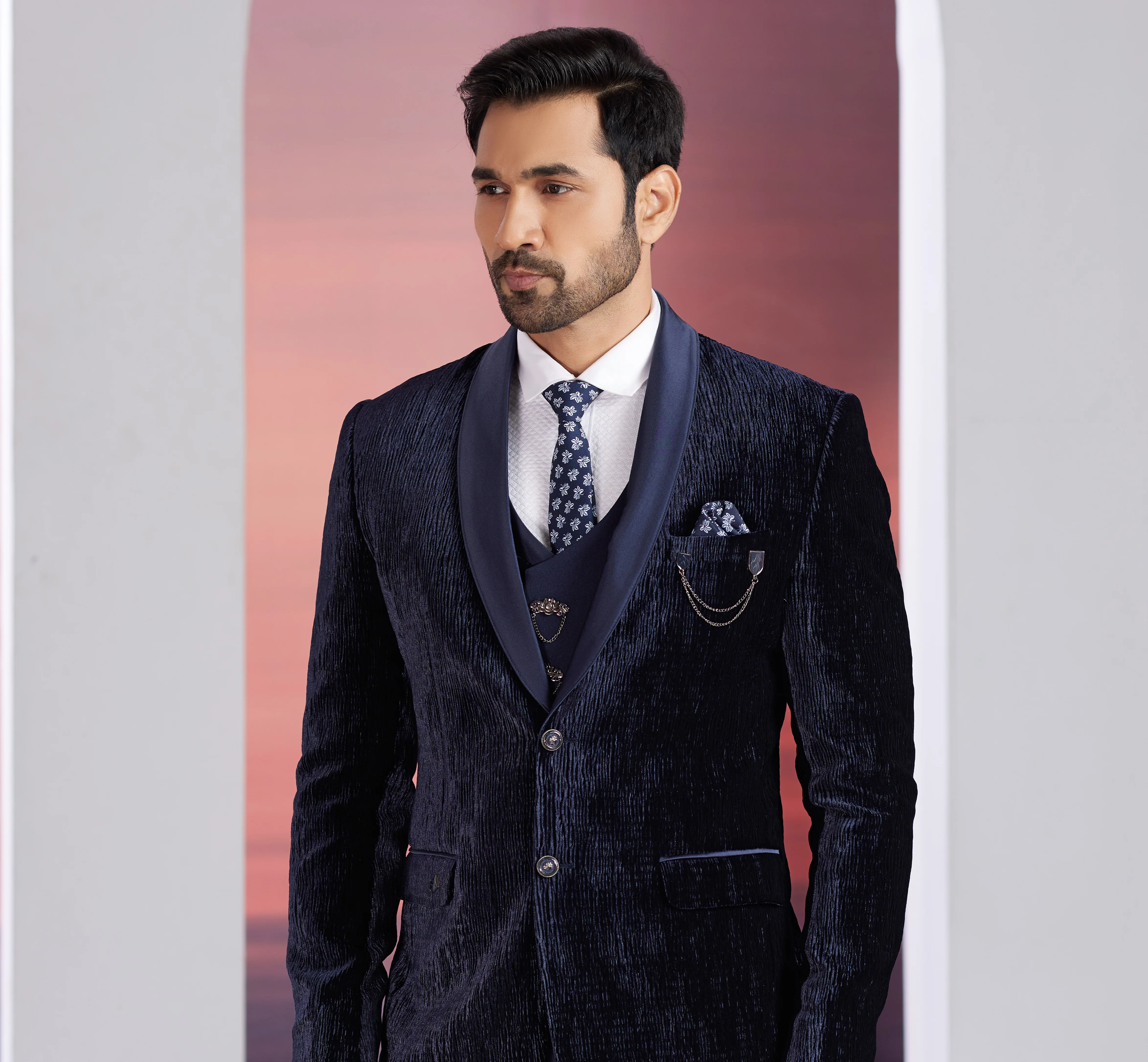 Blue mens tuxedo with waistcoat - Image 3
