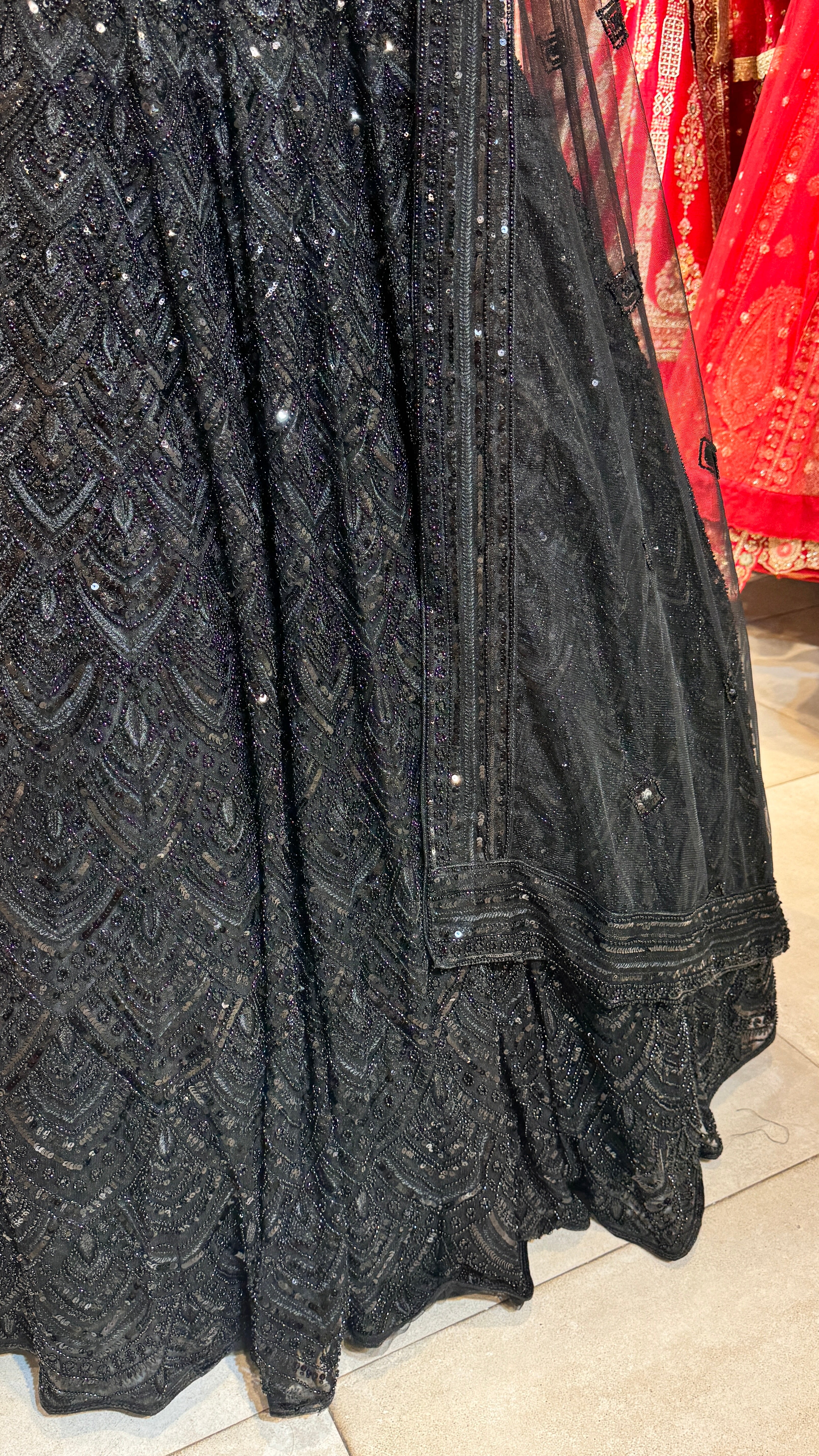 Black net with sequence - Image 3