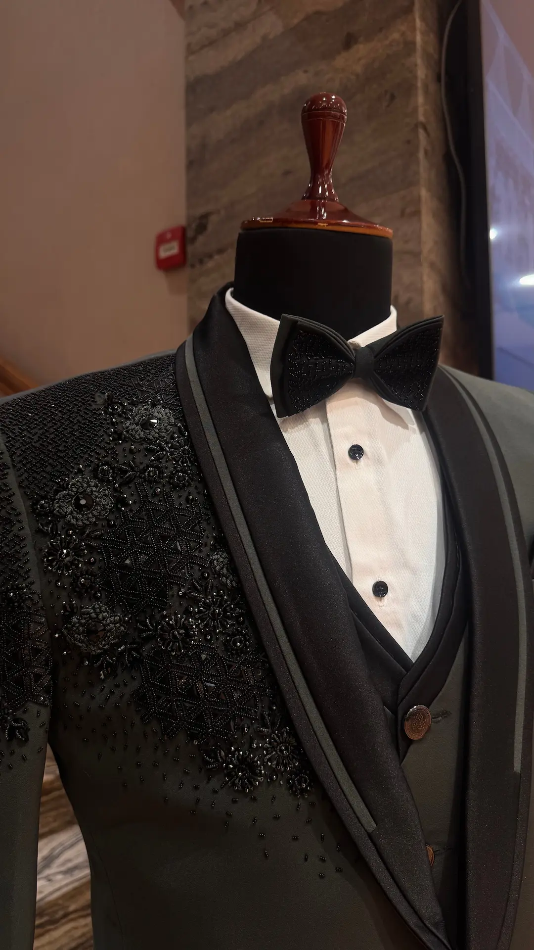 Black Tuxedo For Men with Embellished Embroidery - Image 3