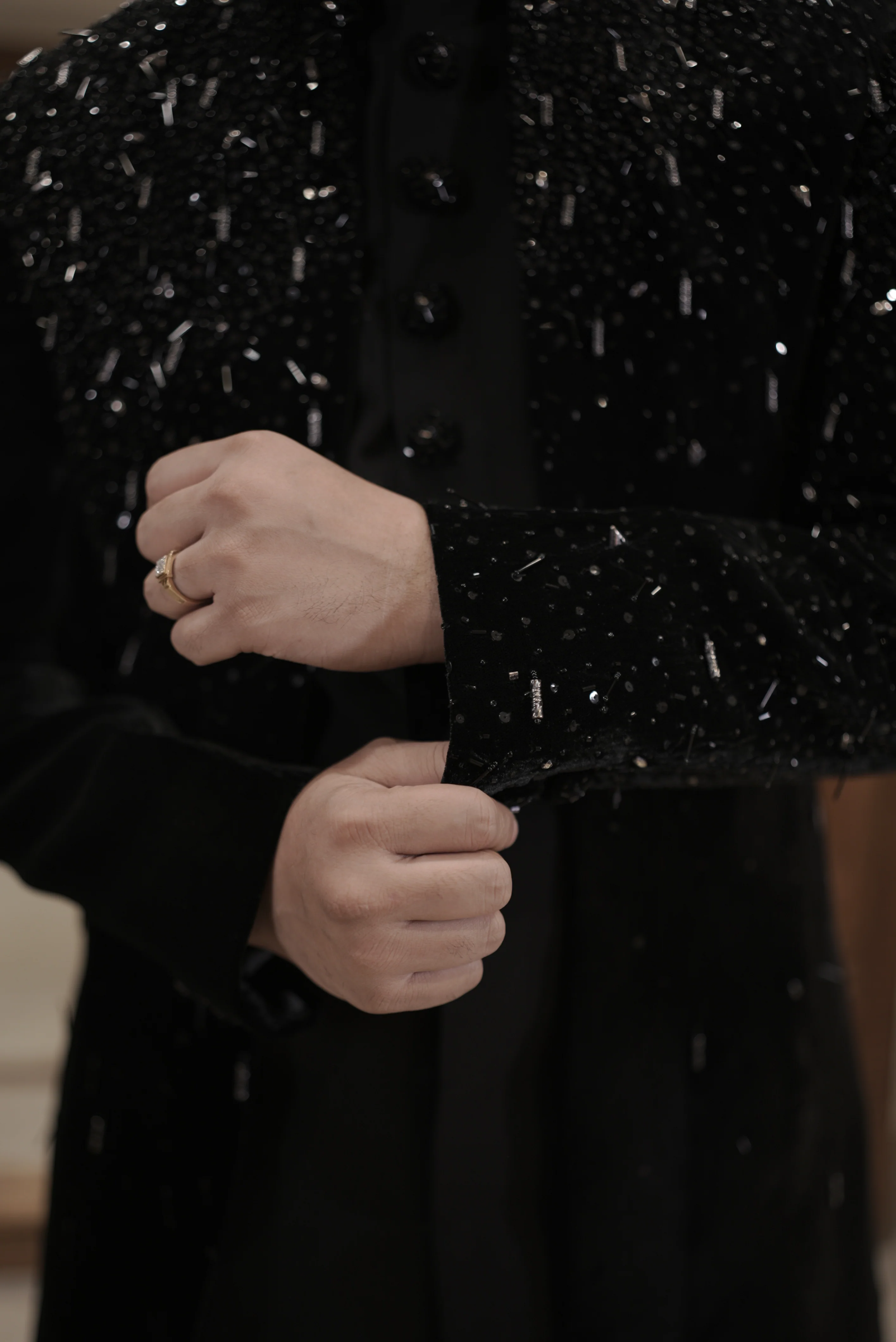Black velvet indo-western sherwani with sequin embellishments - Image 4