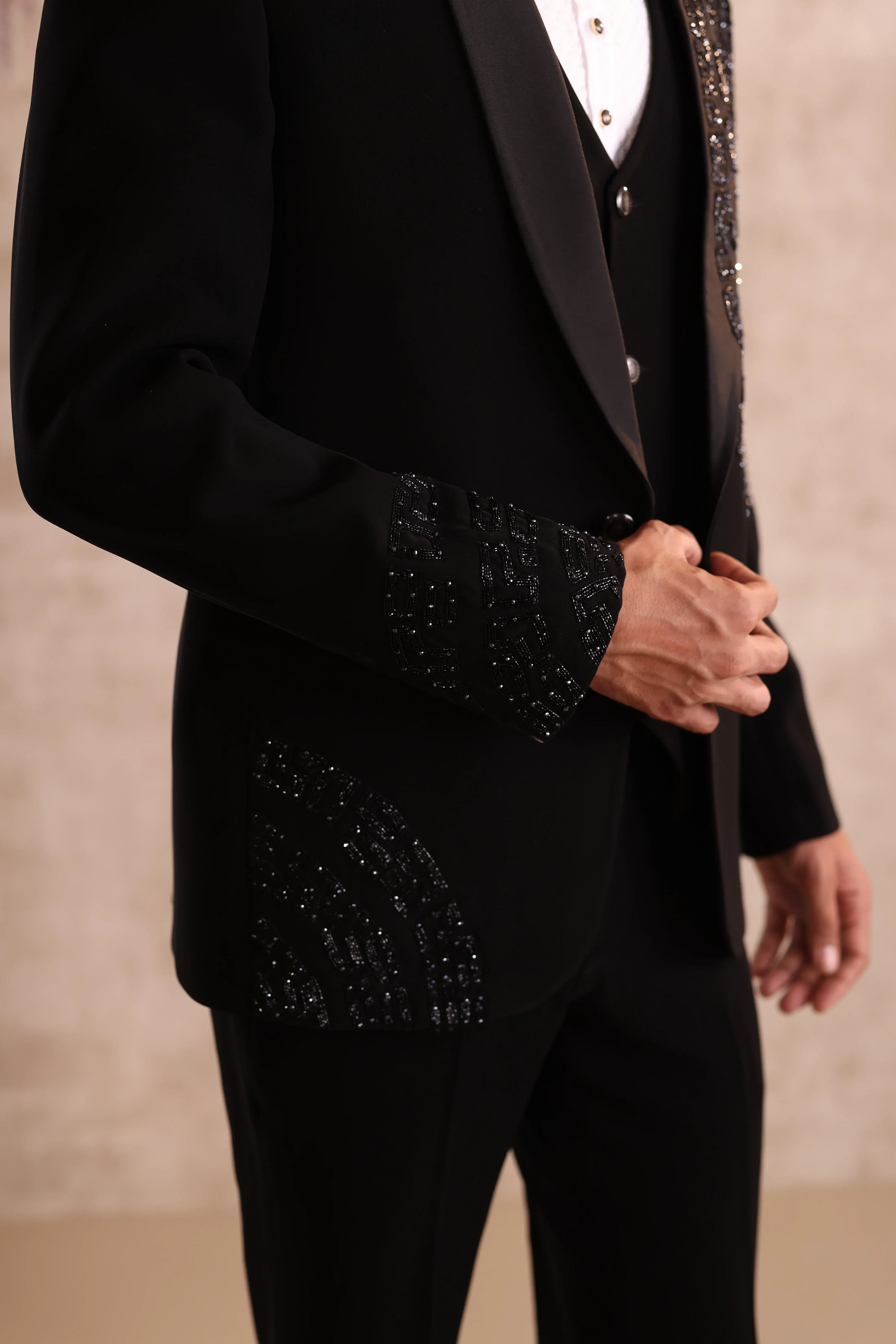 Black shawl lapel tuxedo with embroidery work - Image 5