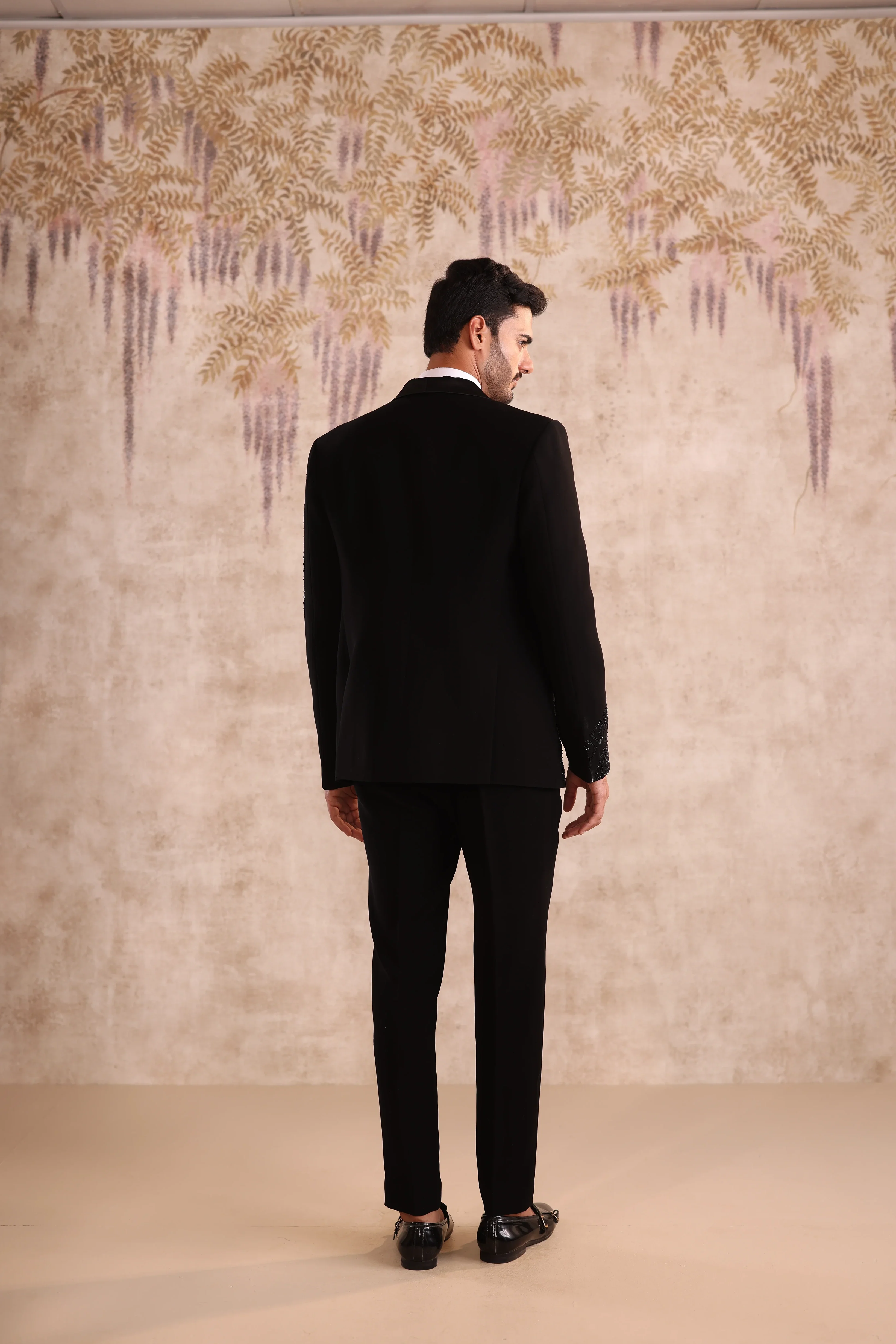 Black shawl lapel tuxedo with embroidery work - Image 6