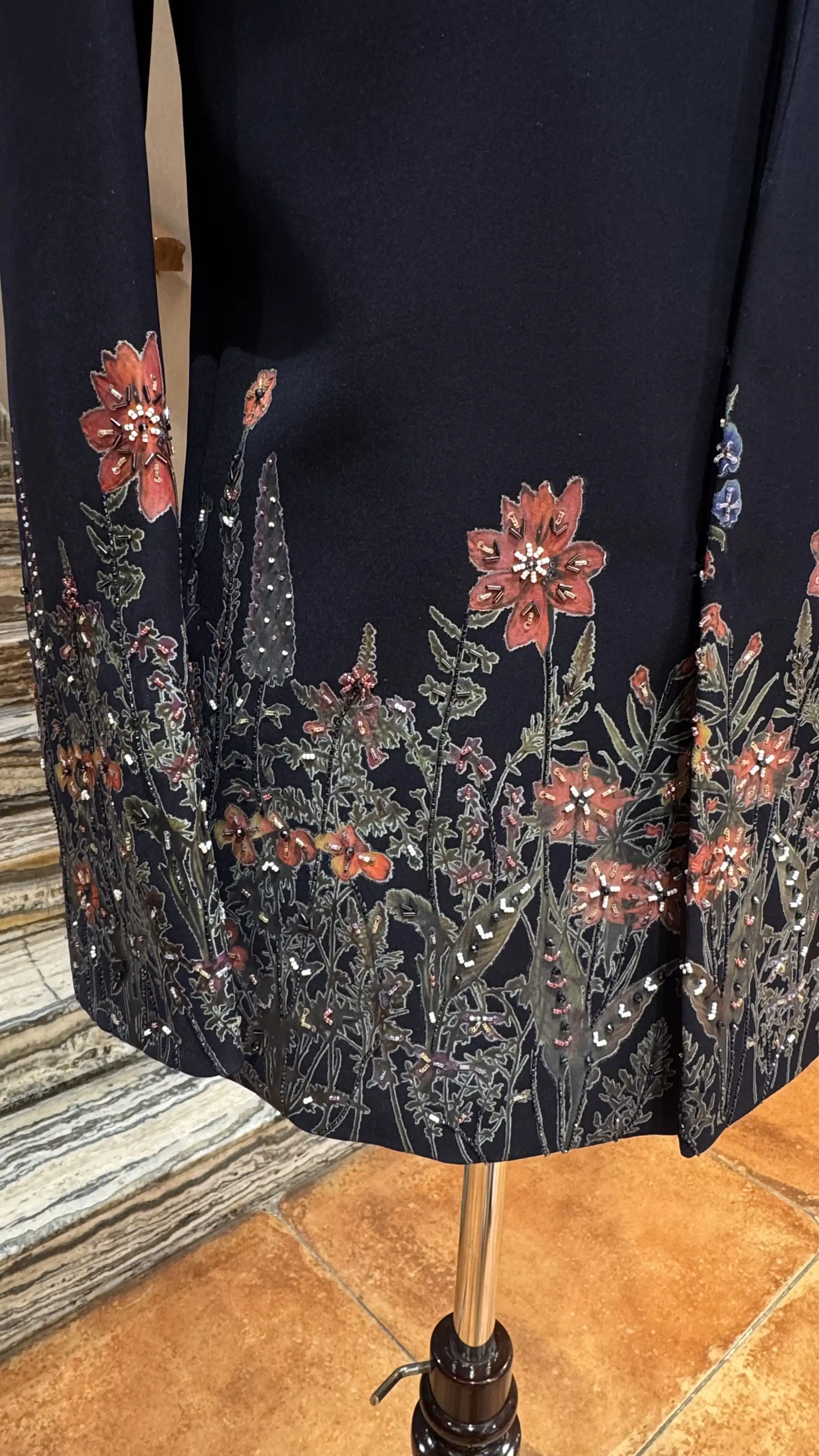 Blue bandhgala with floral embroidery - Image 3