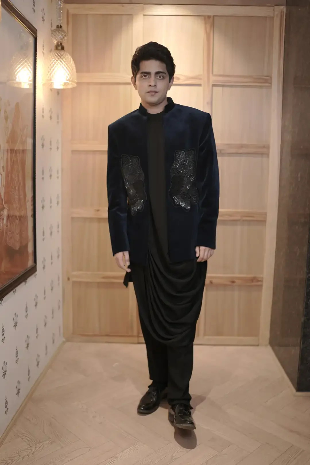 Blue Velvet Indowestern asymmetric kurta set & floral embroidery - Image 3