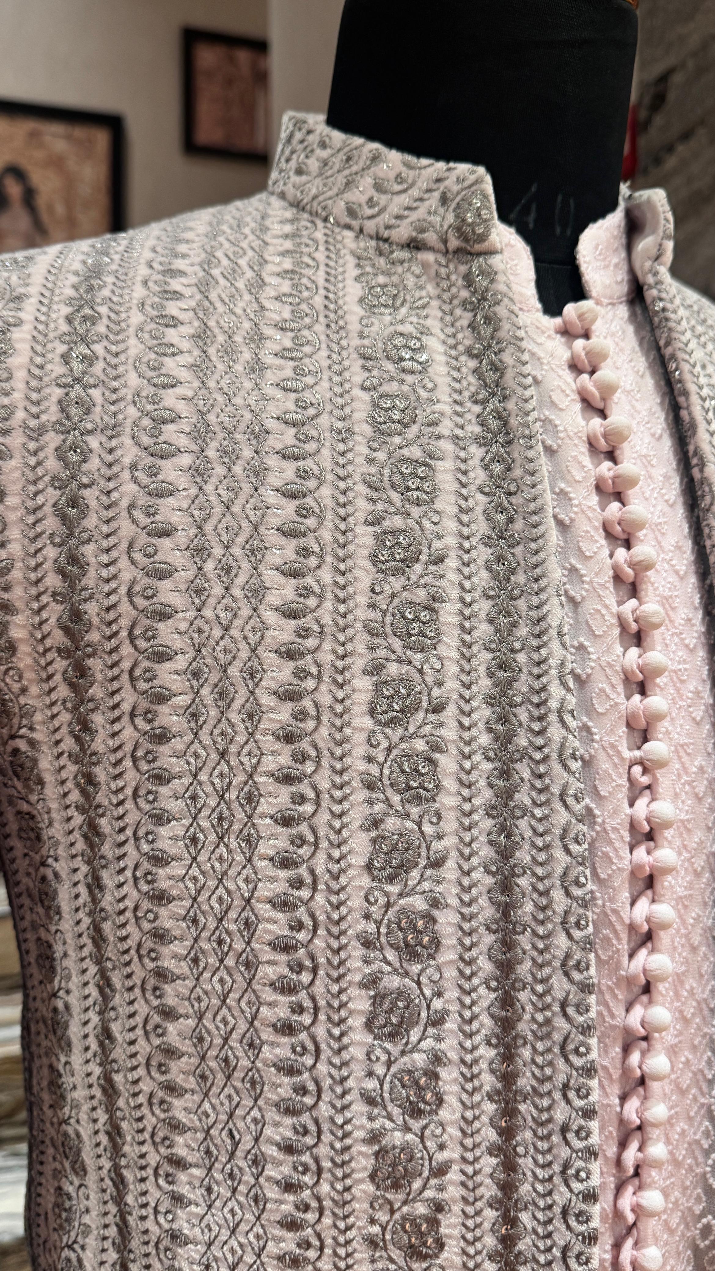 Blush Regal jodhpuri - Image 2