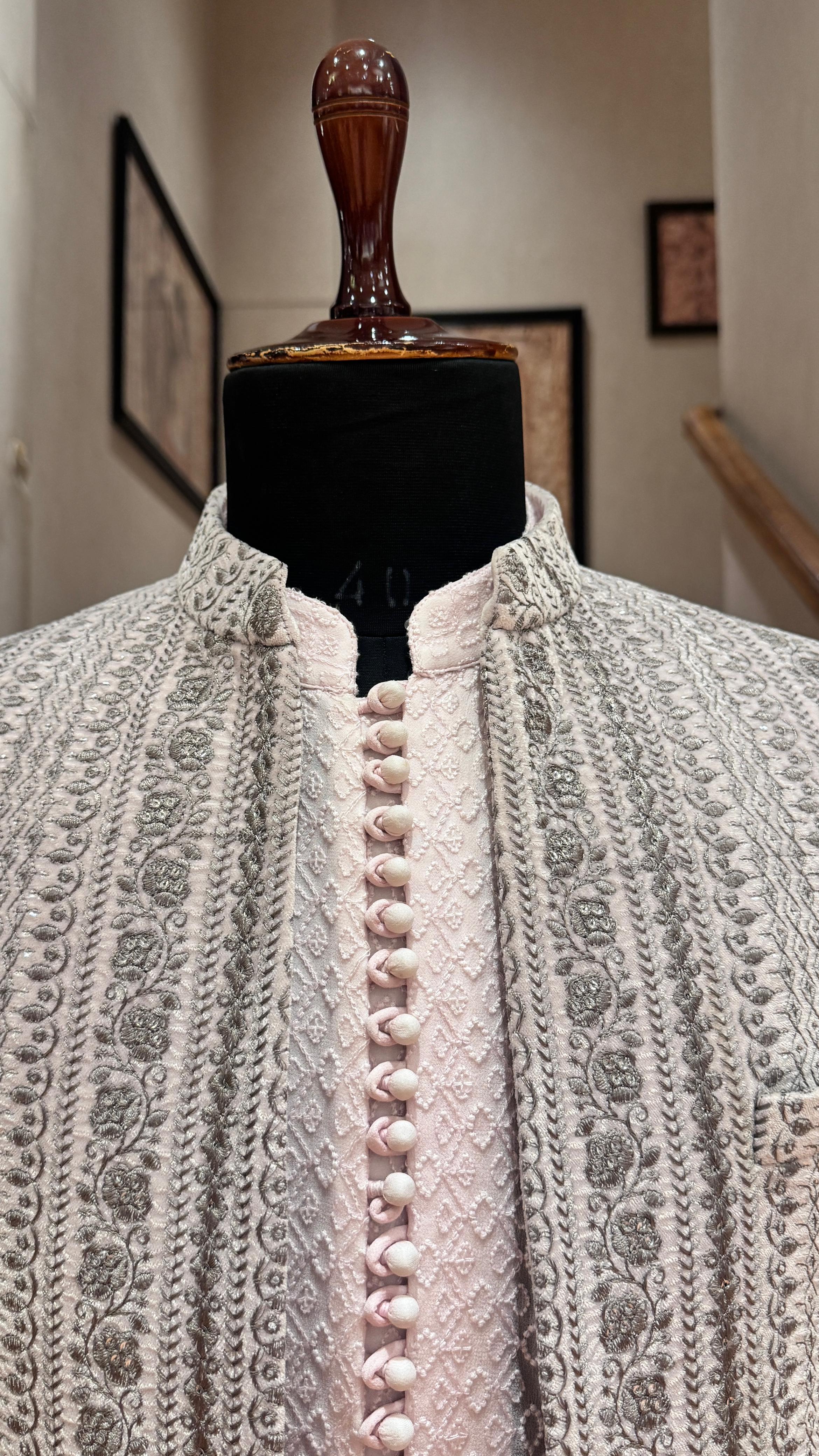 Blush Regal jodhpuri - Image 3