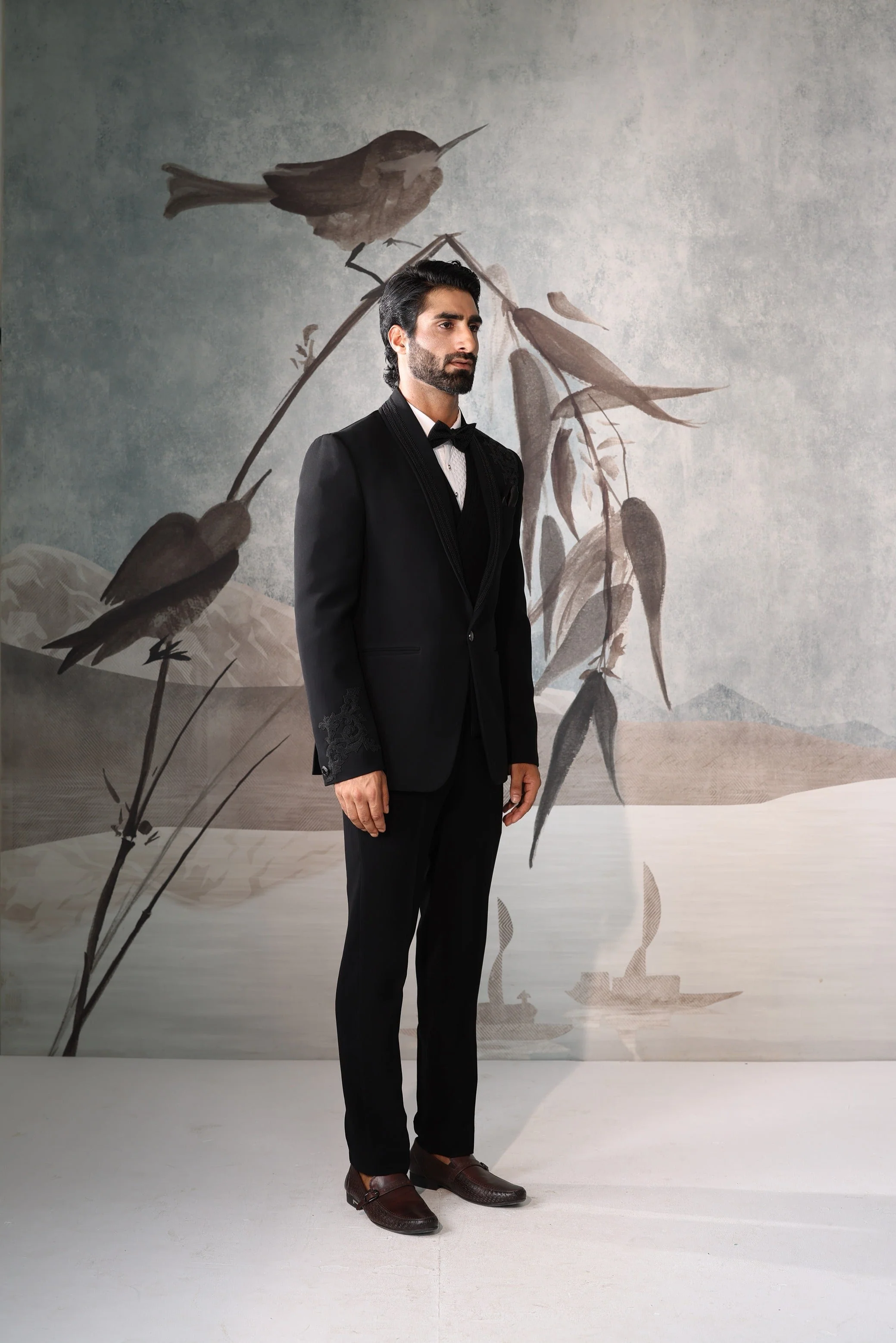 Classic Black tuxedo for men - Image 3