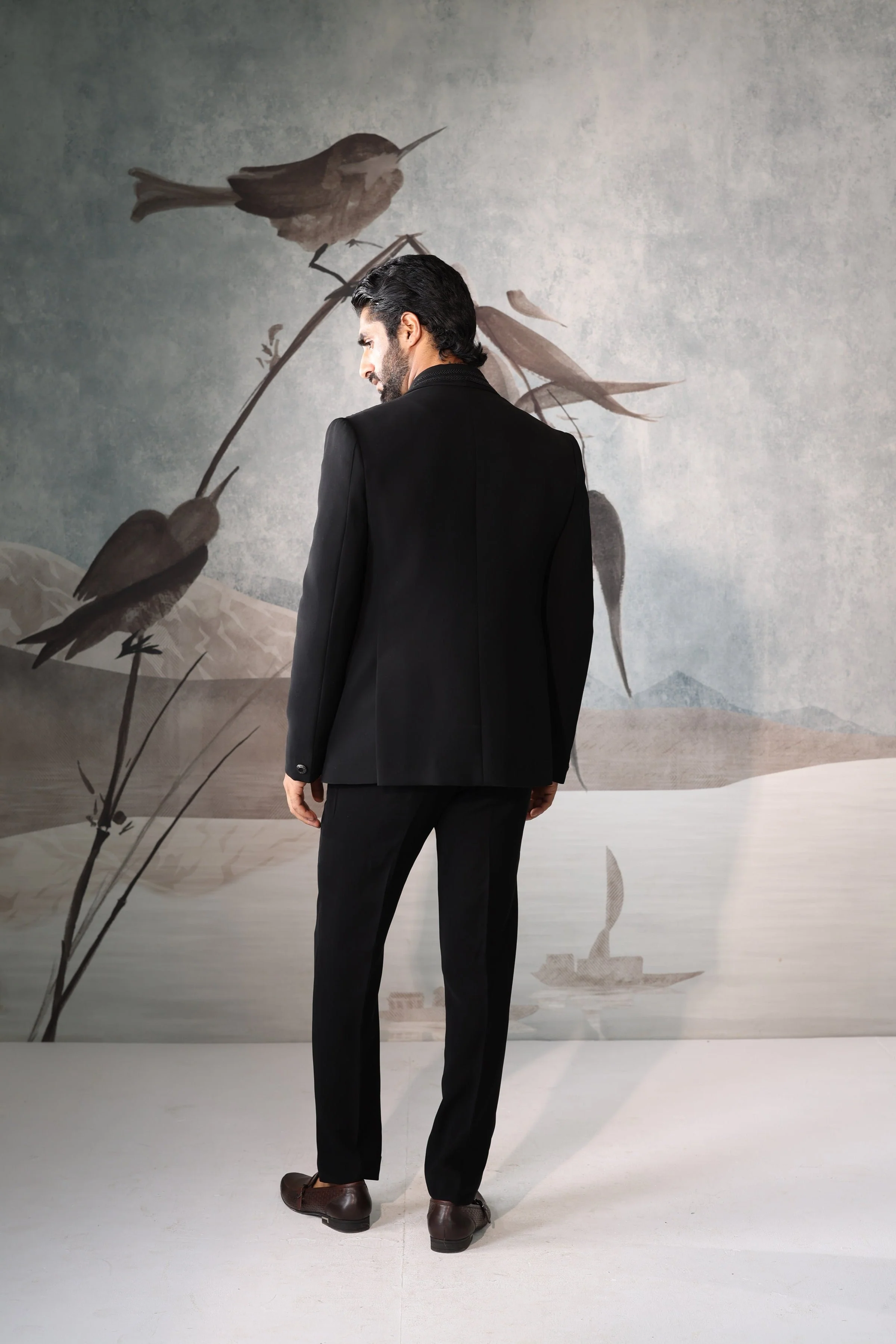 Classic Black tuxedo for men - Image 5