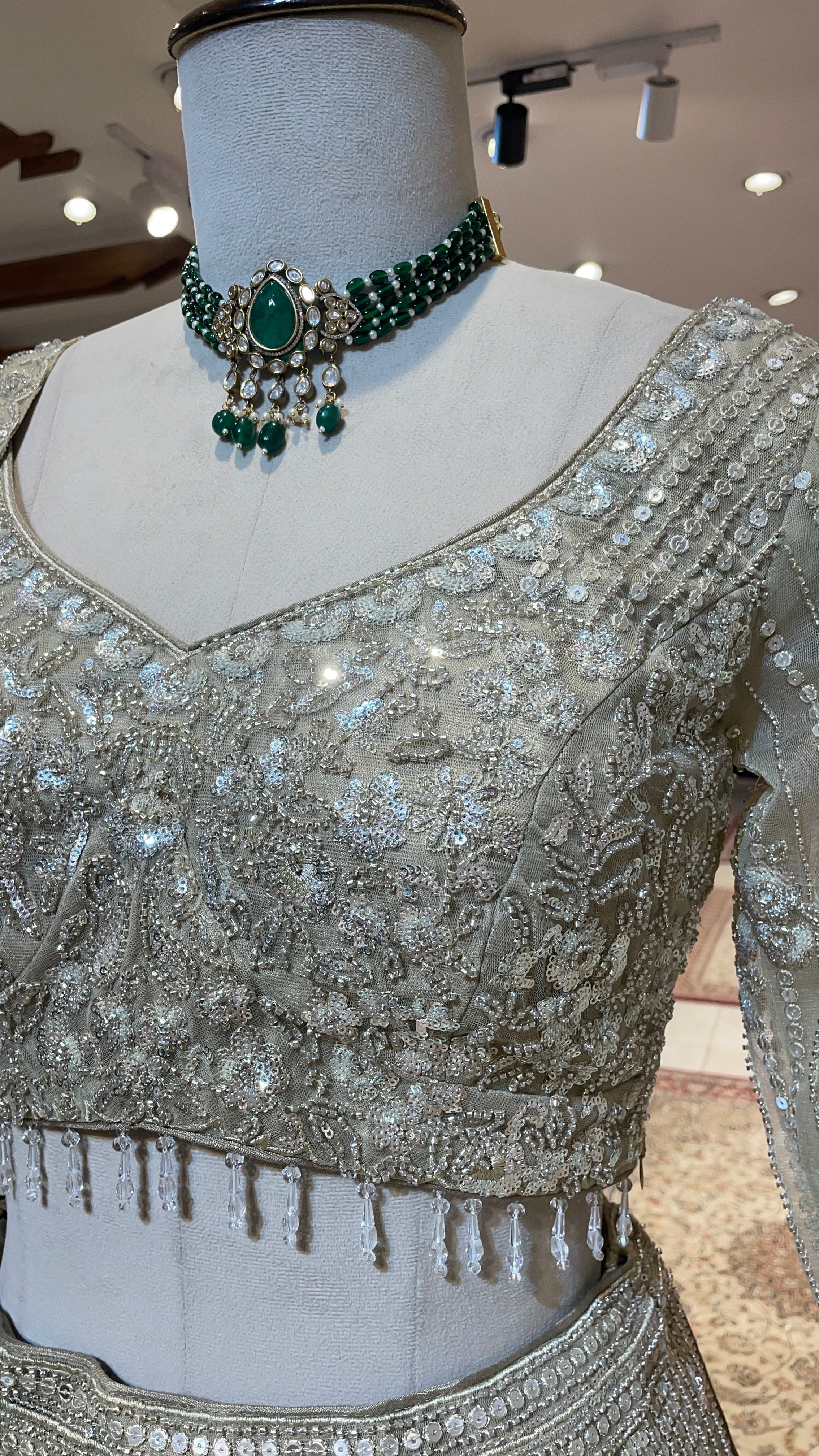Cream net lehenga with cutdana and floral motifs - Image 2