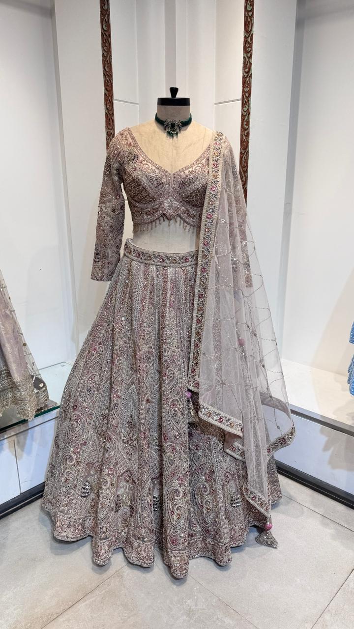Dusty pink lehenga - Image 2