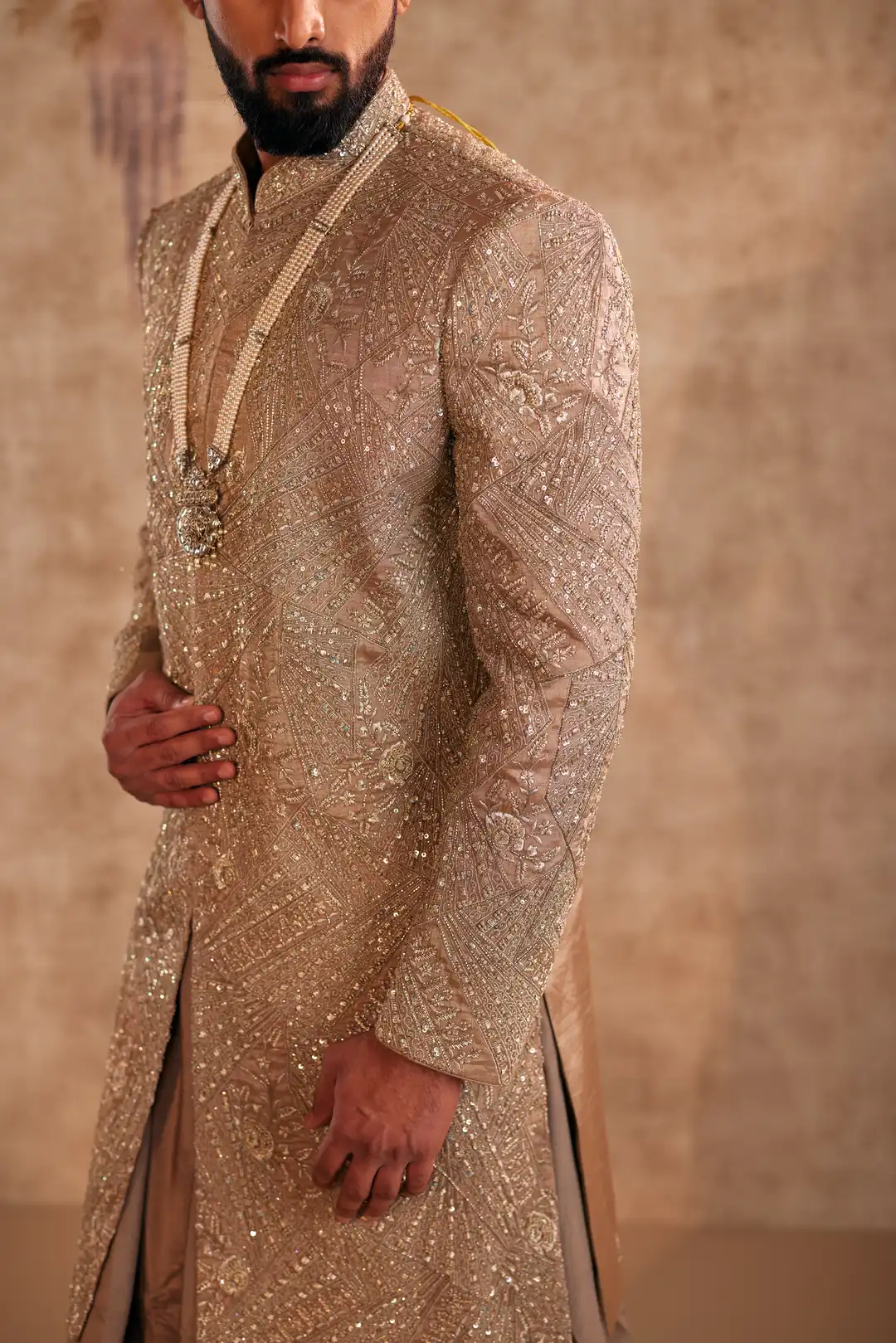 Gold silk zardozi work Sherwani - Image 4