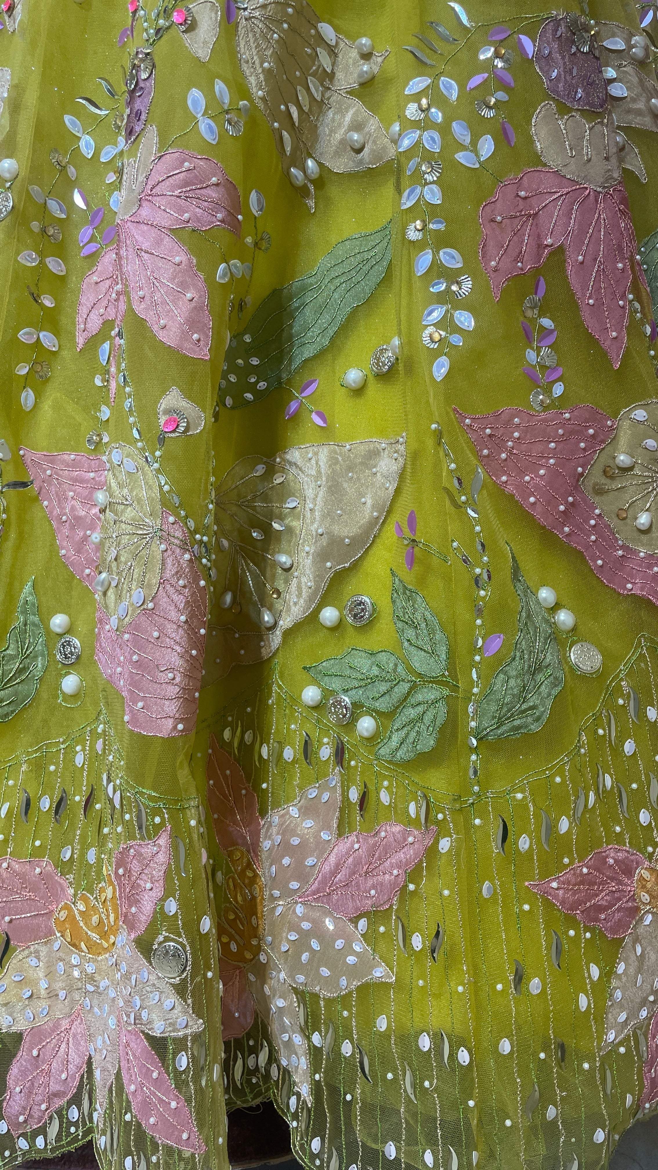 Green net lehenga with pearl embellishments & contrasting dupatta - Image 3