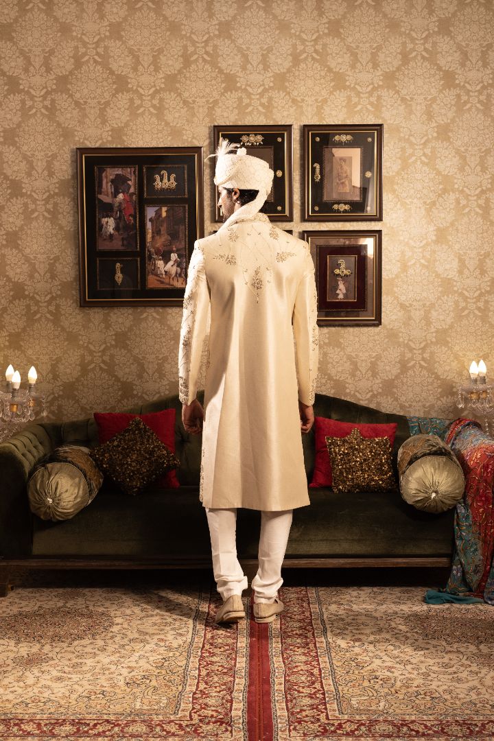 Ivory men’s silk sherwani with peacock motifs - Image 4