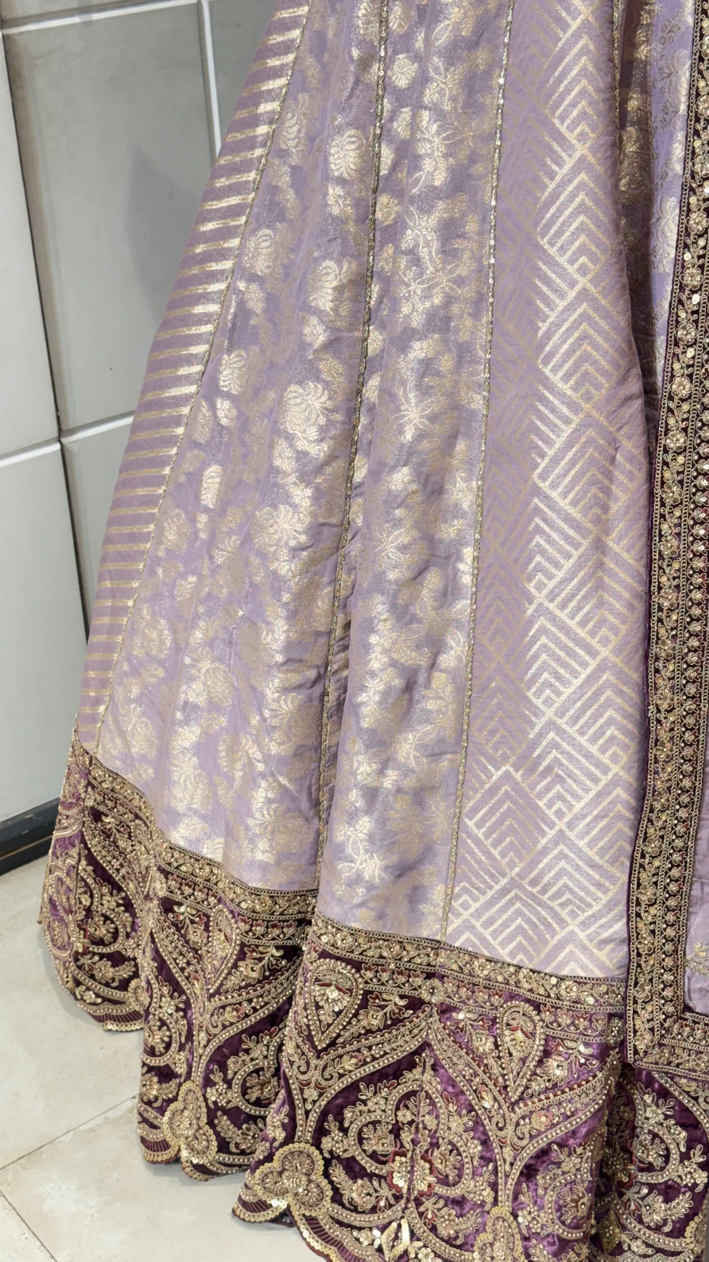 Lavender lehenga with gold embroidery - Image 3