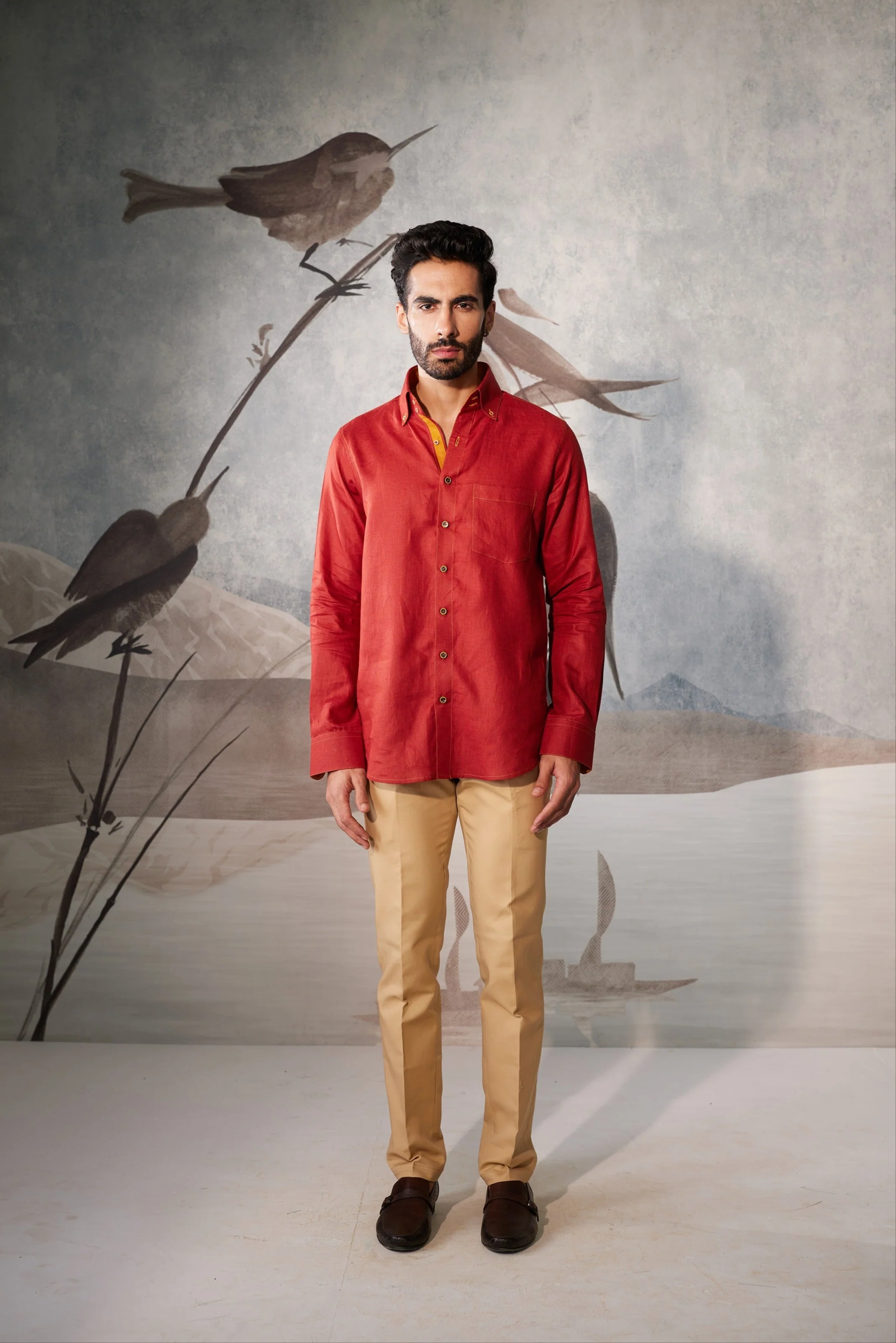 Rust linen shirt with lion embroidery - Image 3