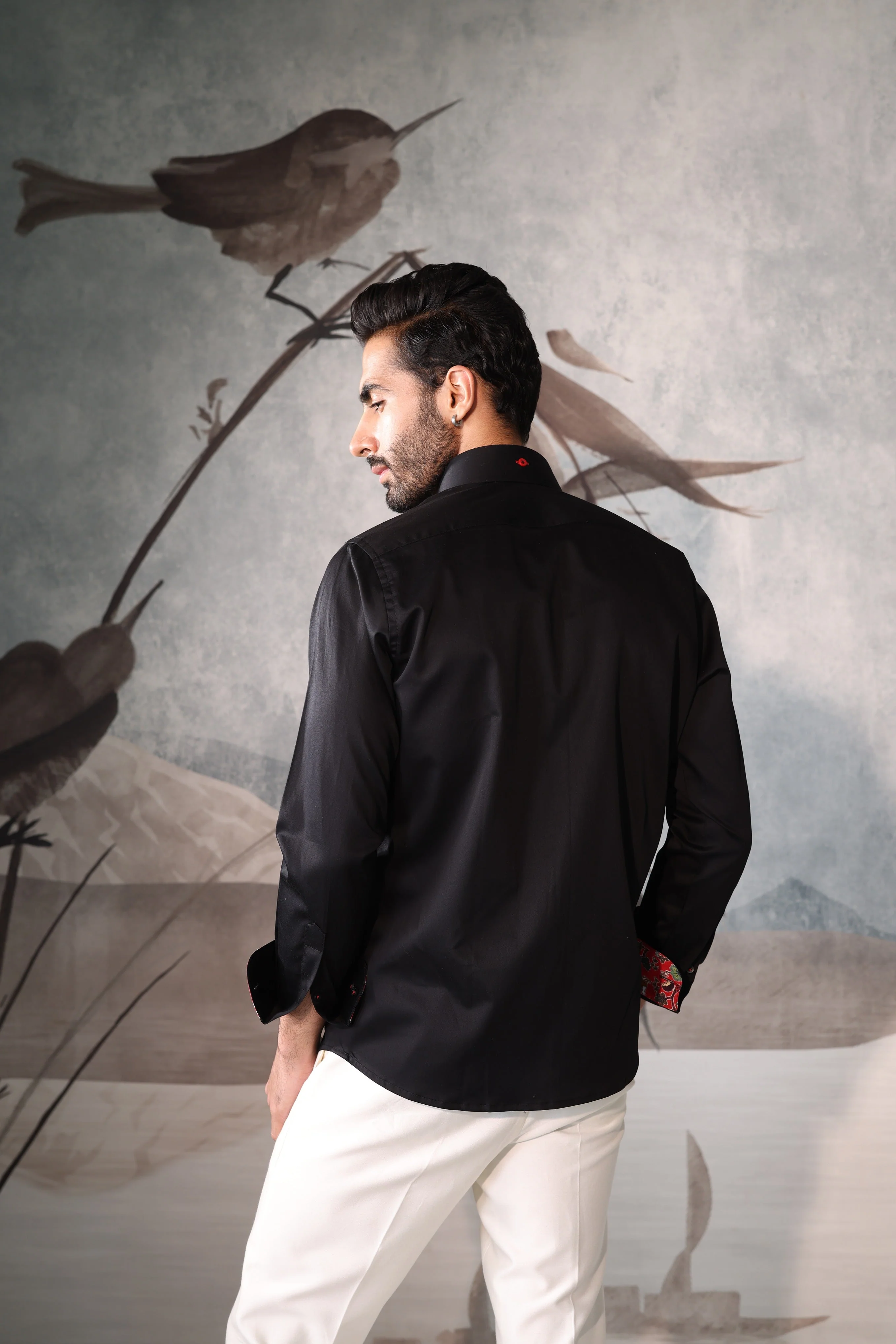 Club wear shirt in navy saturn with crest & contrast details - Image 3