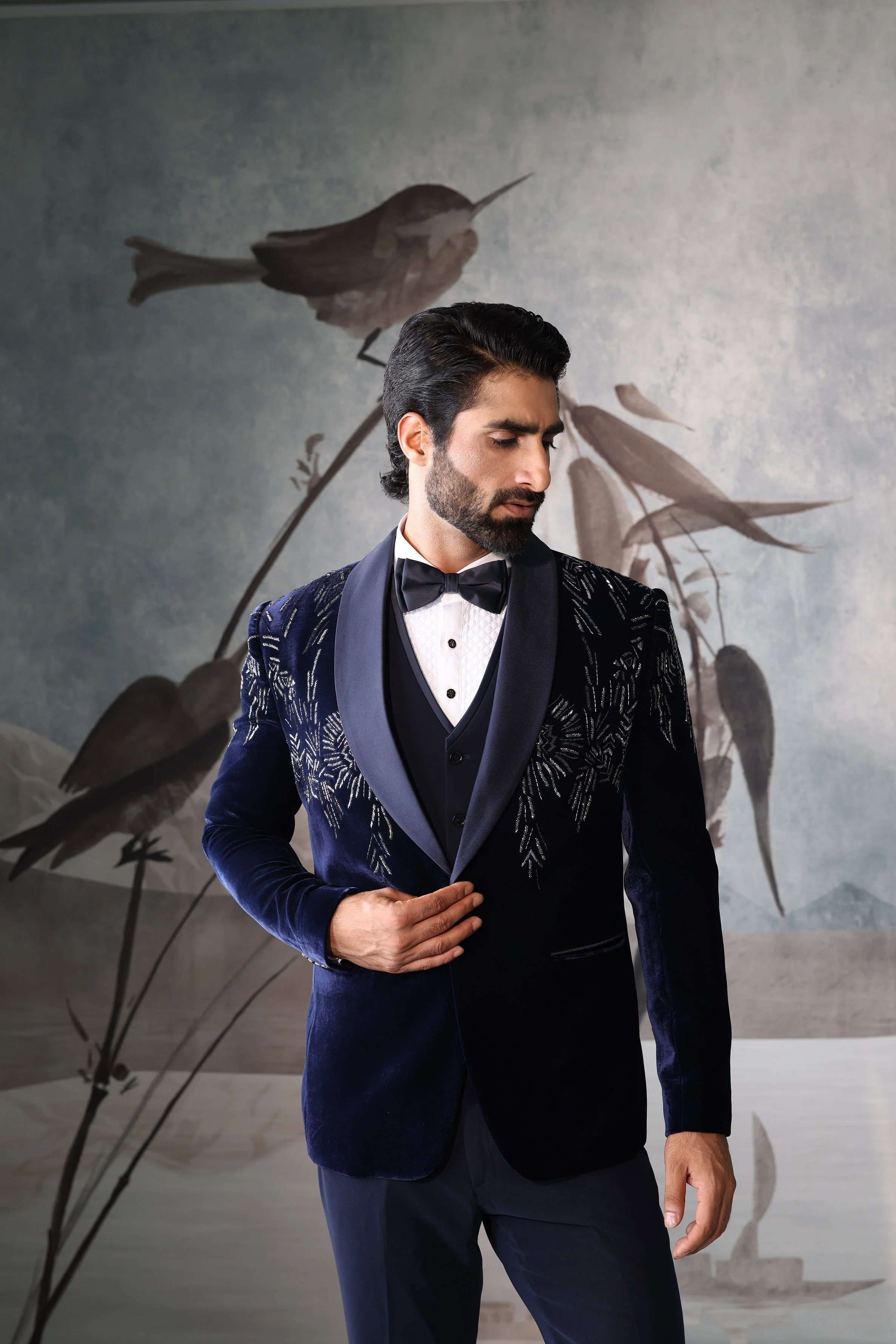 Men's Navy Blue Premium Tuxedo - Image 3