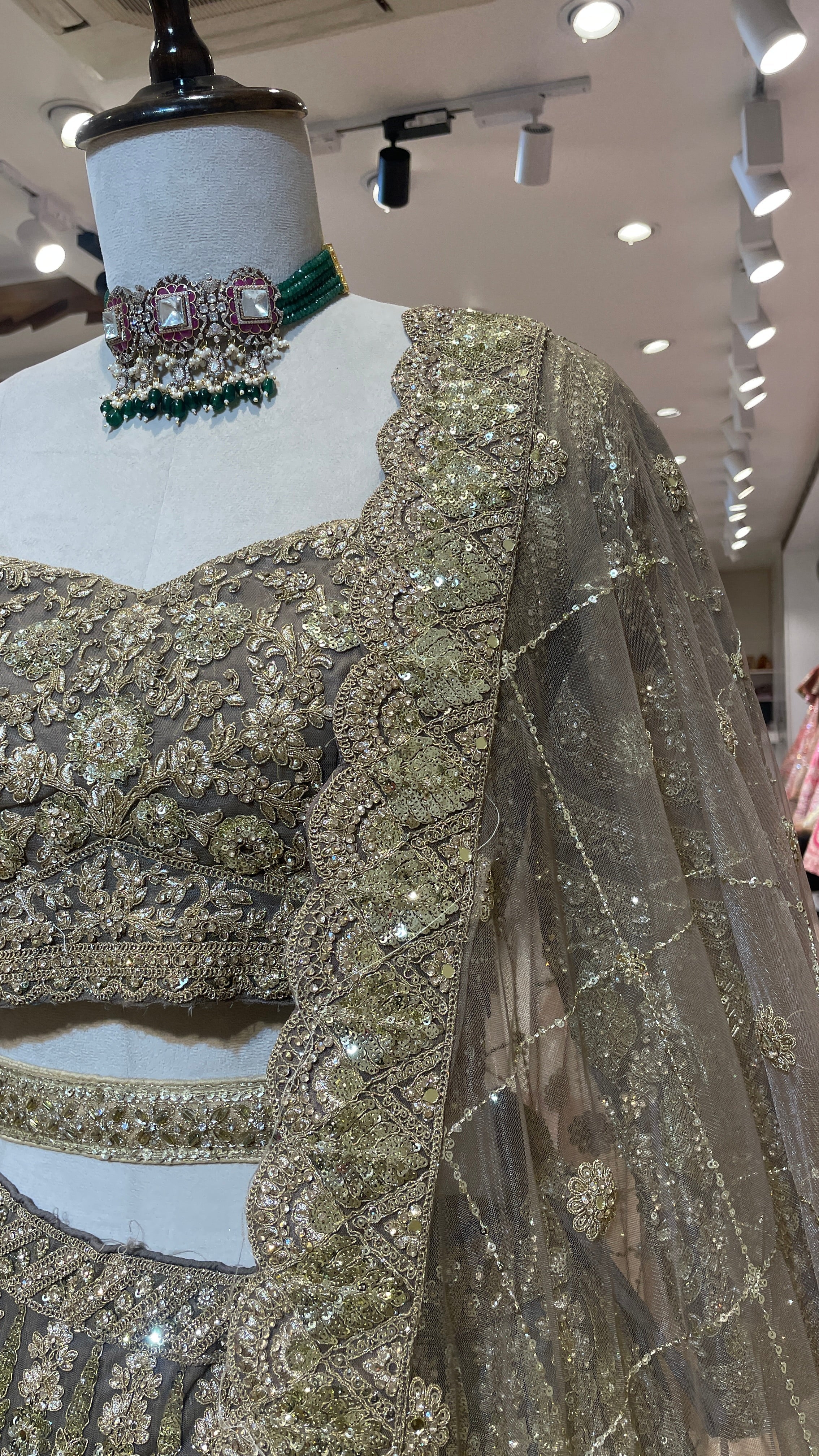 Net lehenga with gold embellishments - Image 2