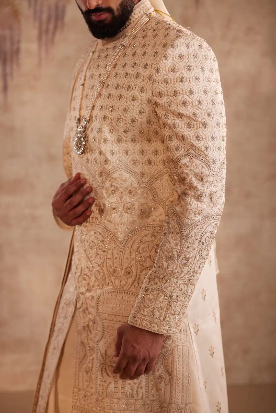 Off white silk zari work sherwani - Image 2