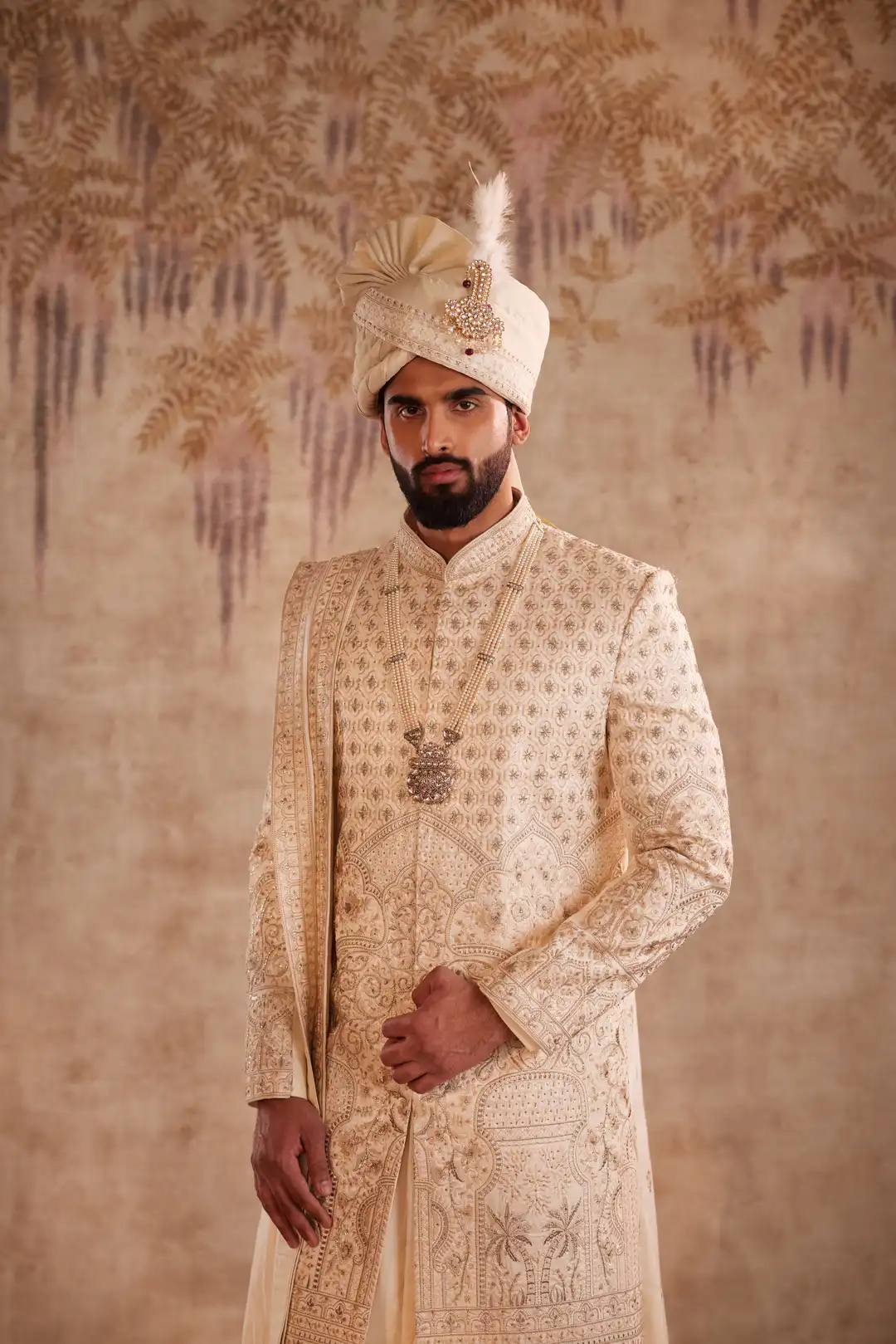 Off white silk zari work sherwani - Image 4