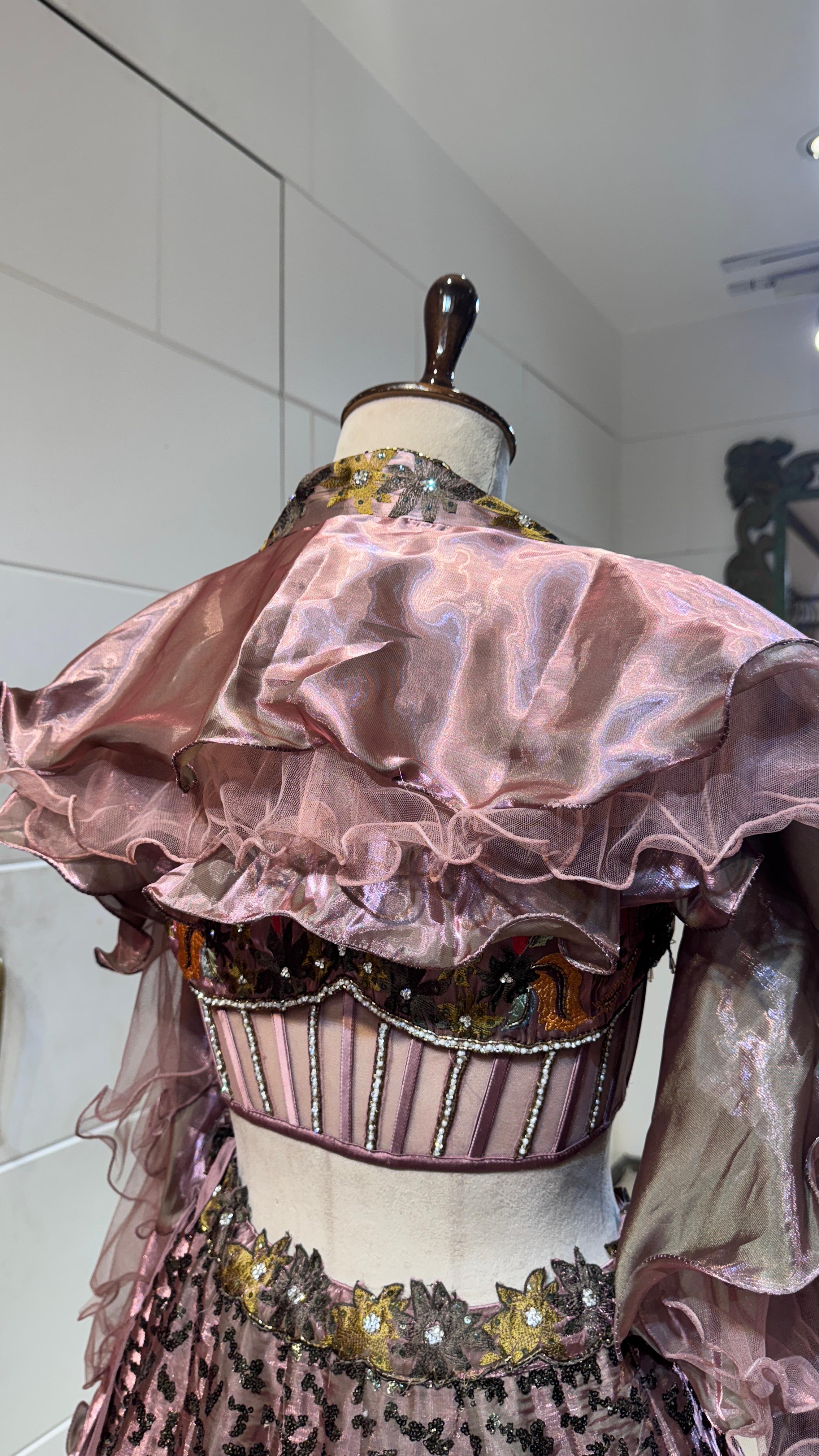 Royal Heritage Mauve Lehenga - Image 5