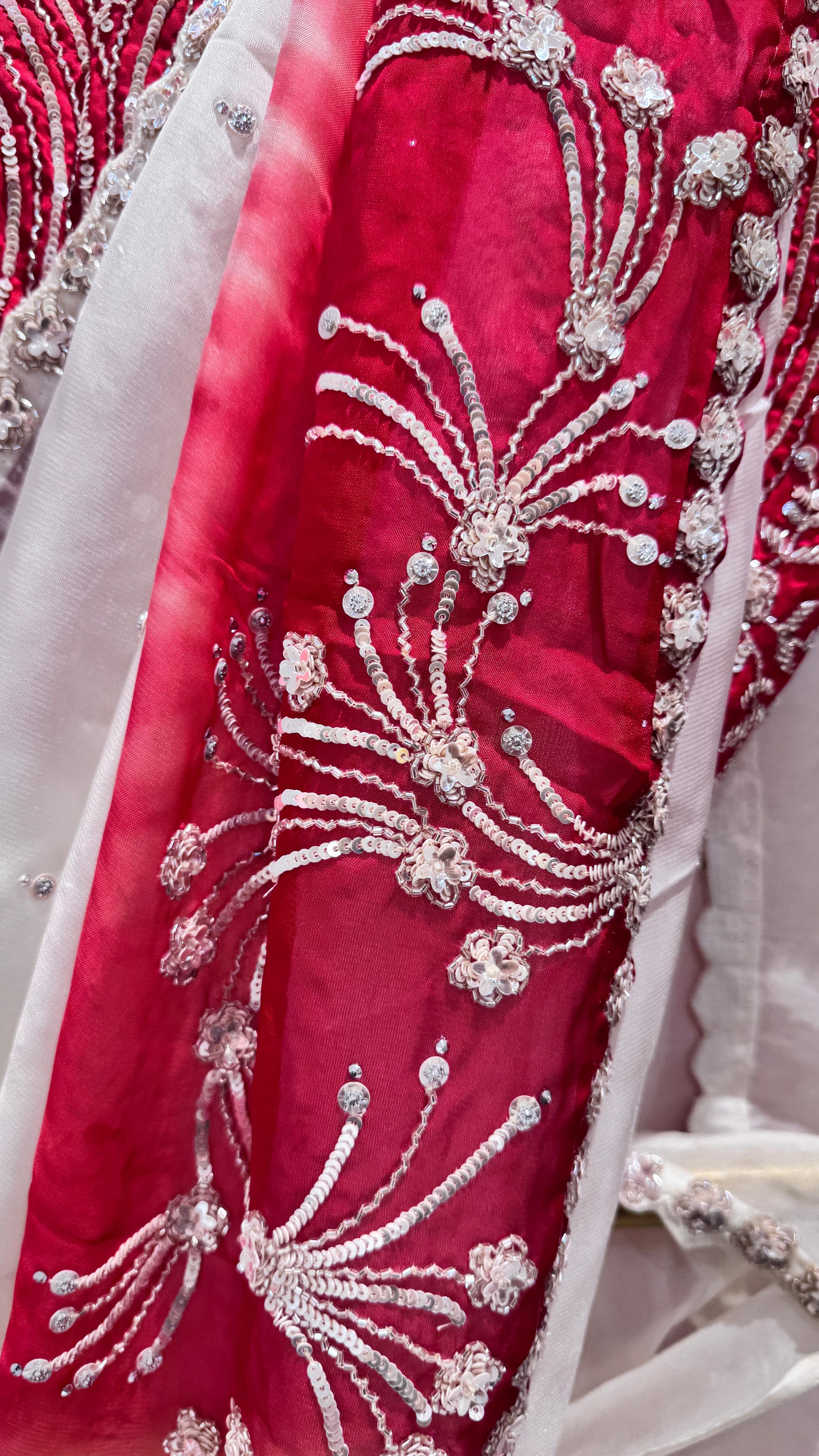 Red saree with floral border - Image 2