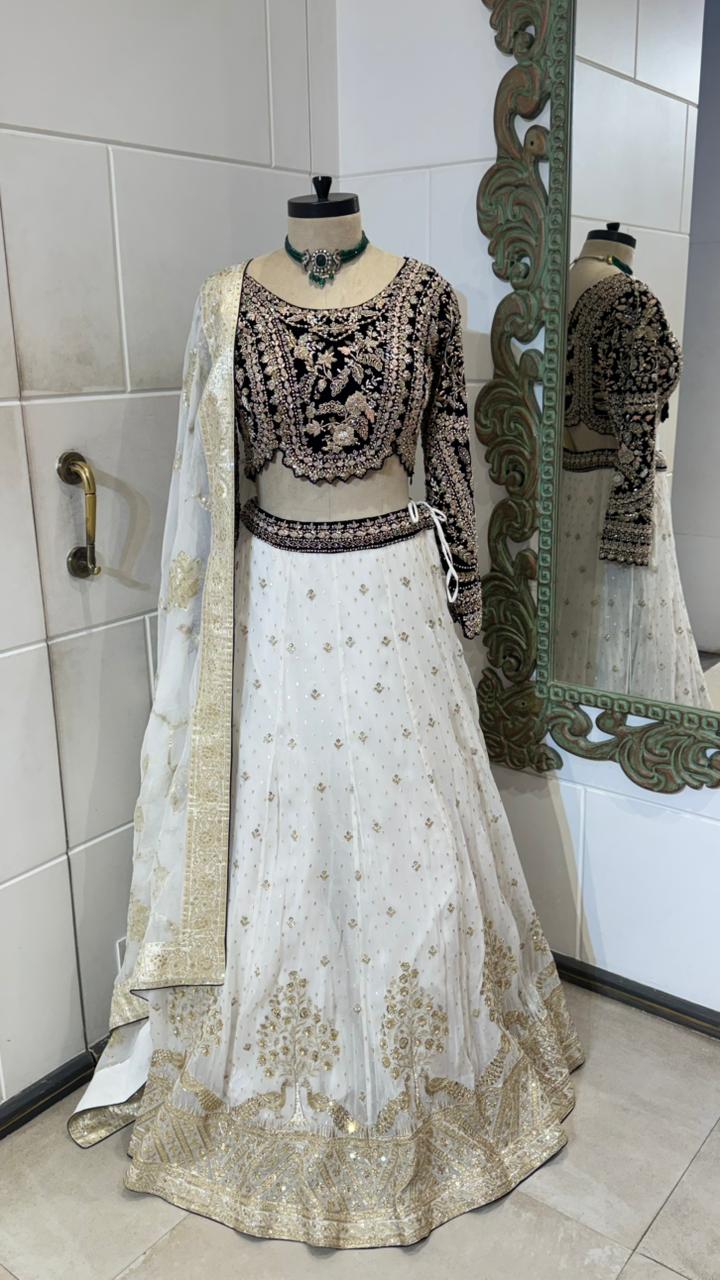 WHITE EMBELLISHED LEHENGA - Image 4