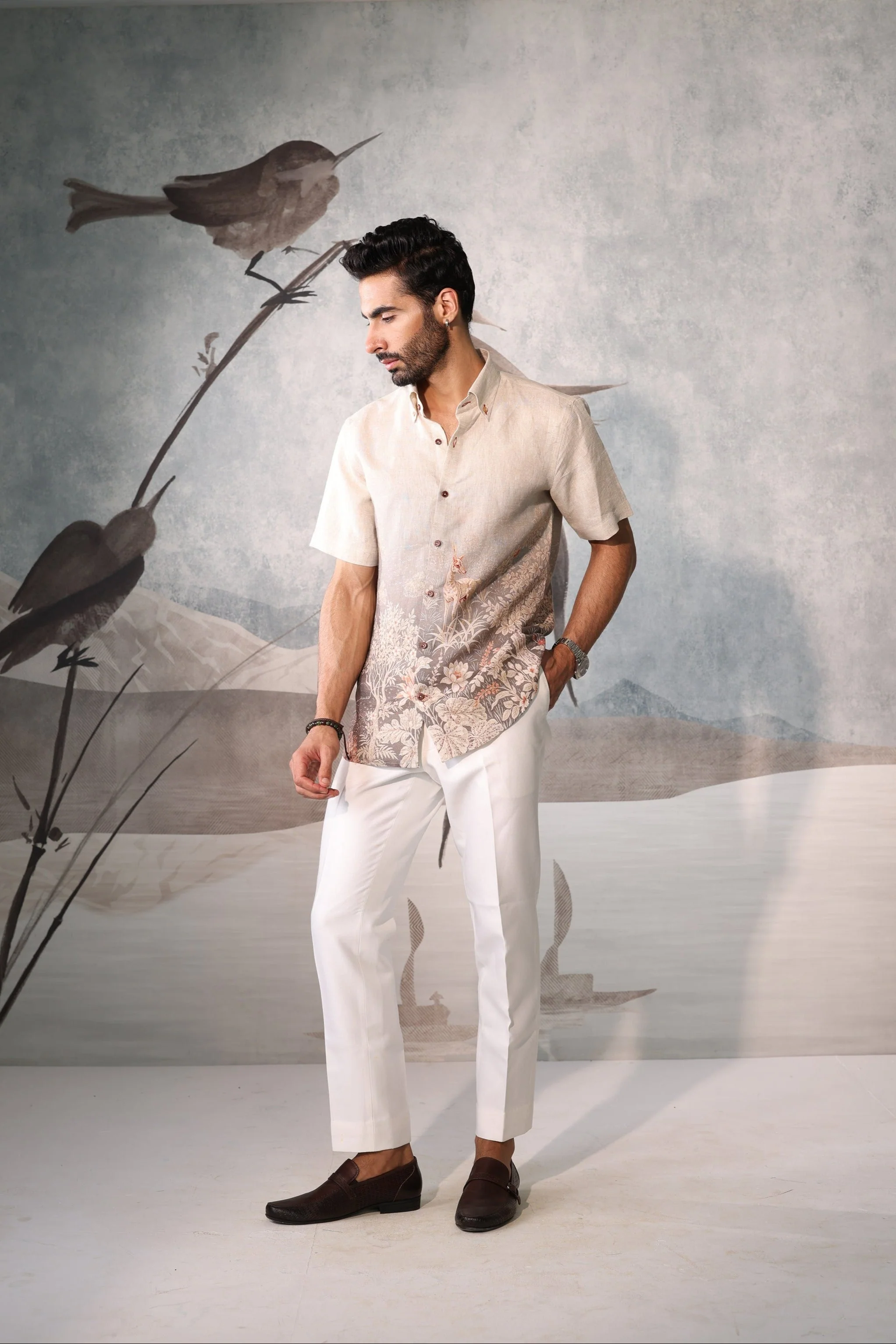 White shirt with floral design - Image 3