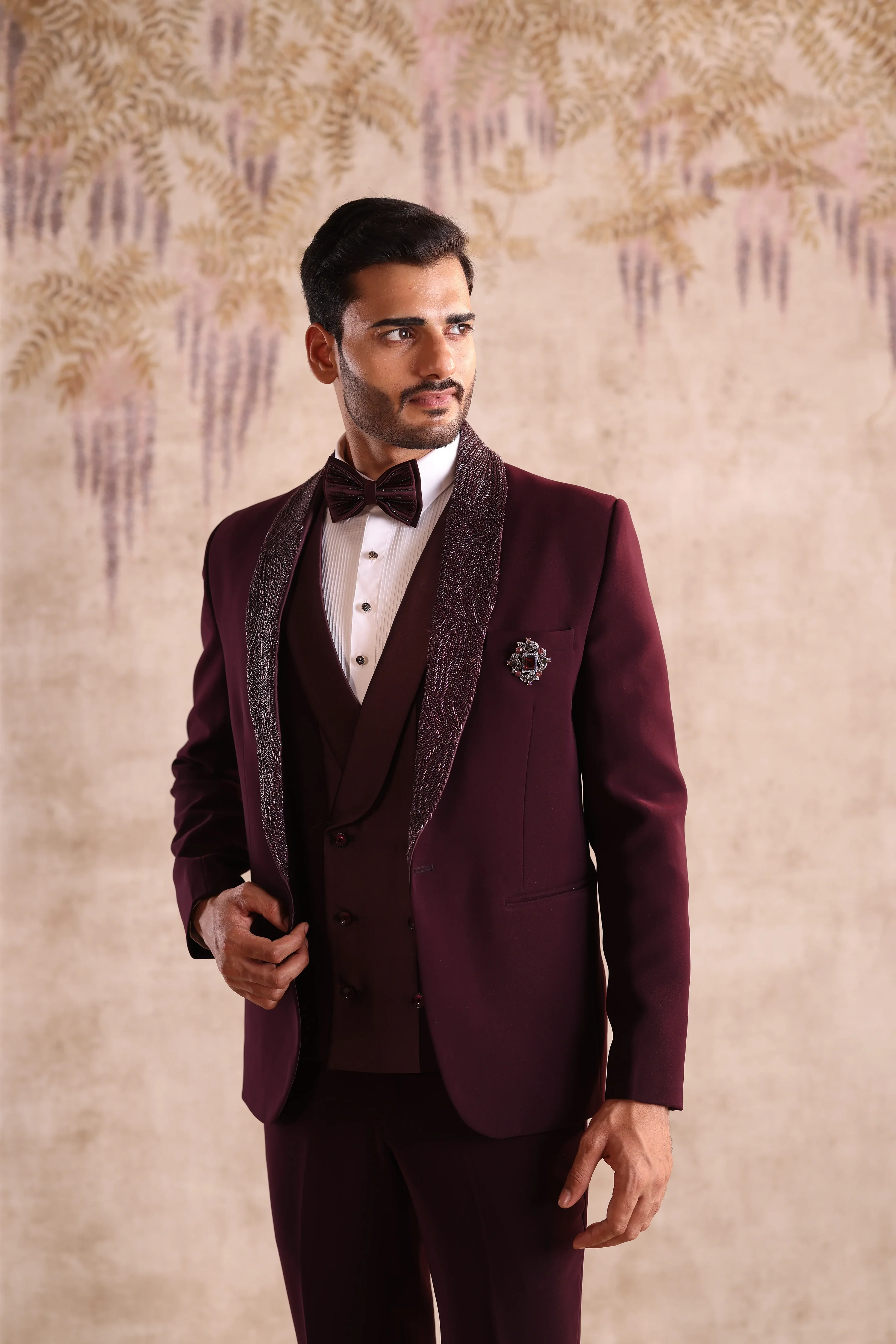 Wine Embroidery shawl detachable lapel tuxedo - Image 2